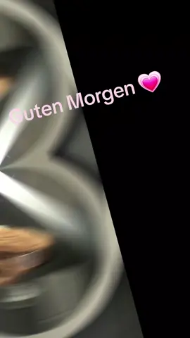 #gutenmorgen #viral #foryou #fyp #berlin #modeling #sexy #gym #gymgirl #girl 