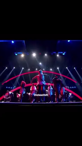 Its about time you listen to Boom Shaka! I know its a sunday and I couldn’t help myself 😂😂😂🔥🔥🔥🔥 #thembiseete #lebomathosa #boomshaka #idolssa #liveperformance #goodvibes #livemusic #southafricanclassics #kwaito #kwaitomusic #dancemusic #singalong #karaeoke #fortheloveofmusic #BookTok #fifawwc #uk #usa #musiclovers #viral #viraltiktok #fyp #cristianoronaldo #amapianototheworld 