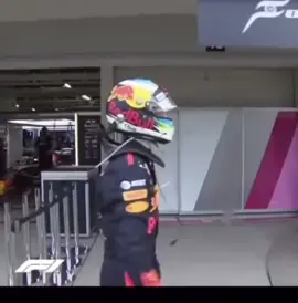 the scream hurts everytime 💔 he deserves better 🇦🇺 #danielricciardo #danielricciardo3 #dr3 #f1 #formula1 #f1tiktok #edit #f1edit #fyp #foryoupage #foryou #redbullracing