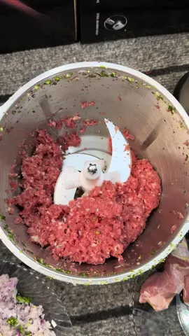 Order now : https://smartkhareedar.com/products/silver-crest-meat-chopper-3-litre 