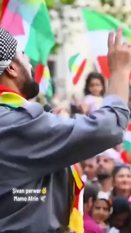 #şivanperwer #kurdistan🇳🇪✌️☀️🔥🦁✌️ Pêşmerge dimeşe erd û ezman diheje  Bijî Pêşmerge#bakur_başur_rojava_rojhilat✌️🇹🇯❤️☀️💚 Kerkûk dîlê Kurdistan e.❤️ #StrongerKurdistan #KerkûkKurdistane  #BraGewre💛#silav_û_serfirazî_bo_we_hemûyan #qamşlo_kobane_zaxo_afrin_rojava_❤☀ #bakur_başur_rojava_rojhilat✌️🇹🇯❤️☀️💚 #kurdistan💚💛❤️ #afrin_  @Mamo Afrin 🕊 @Kurdistan  @Mamo Afrin 🕊 @صرخة الزيتون 🌳 Qîrîna zeytonê @Berezanî Kurdaxî @Abn.kurdistan1 #@Gundê Kêla ضيعة كيلا @Yesmin 😉😉😉💙💙 @LAVÎN PERÎNÇEK 🦋 @𝐌𝐞𝐭𝐢𝐧 𝐬𝐨̈𝐧𝐦𝐞𝐳 ♪ @🦅كردي 🌿عفريني🦅⚔️58⚔️🇳🇱 