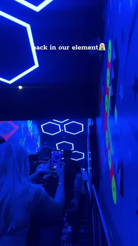 so backkk🪩🧝🏼‍♀️😵‍💫🤍 #space #miami 