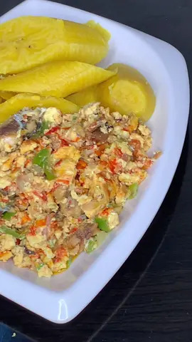 plantain and egg #r#recipesoftiktokf#foodtiktokd#deliciousfoods😋😋😋f#FoodLoverf#foryourpage