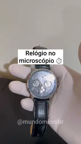 Relógio no microscópio ⏱️  #relogio #microscopio #microbiologia #mundomicro 