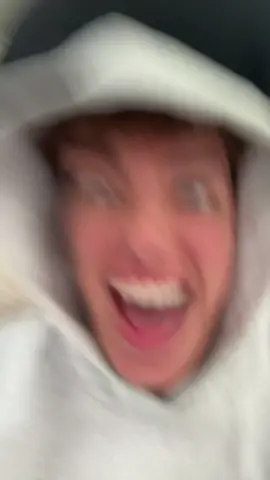 #stitch with @kayla  BESTIE NOOOO