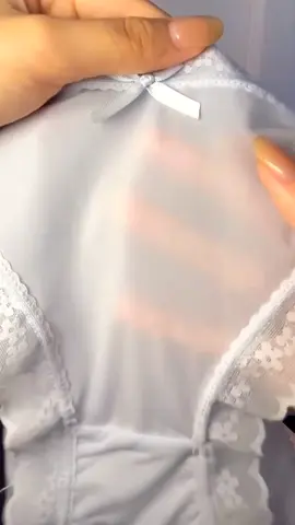 bilangnya suami, kamu lucu banget kalo pakai yang berenda 🤭🥰🥰 #celanadalamwanita #cdwanita #pakaianwanita 