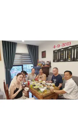extended family sivilay to the Homeland.#hanoi #vietnam🇻🇳 @Suketlao phomvihane sivilay 