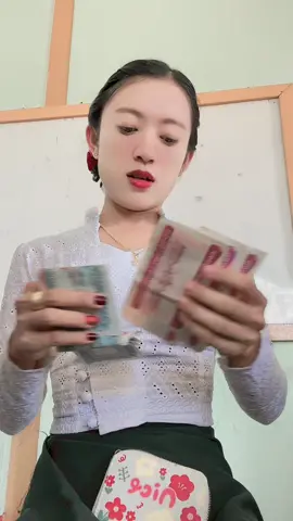 တစ်ယောက်ထဲတောင်လစာမလောက်ဘူး🤧#phuemyatshwesin #ကလောသူလေး #ဆရာမလေး #tiktokuni #foryou #viewတွေရှယ်ကျ #သနပ်ခါး 