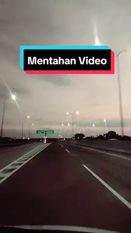 Mentahan Video buat Prank temen dan Story WA 📍 : Jalan Tol Surabaya - Mojokerto #mentahanvideo #mentahan #bahanswmu #bahanstory #bahanstorymu #bahaneditan #bahanedit #bahaneditanmu #jalantol #jalantolsurabaya #jalantolmojokerto #tolsumo #mojokerto #mojokertotiktok #mojokertojalanjalan #mojokertokeren #mojokertohits #mojokerto24jam #mojokerto_story #wisatamojokerto #exploremojokerto #fypmojokerto #trendingmojokerto #fyp #fyptiktok #fypvideo #trending #trendingvideo #trendingtiktok 