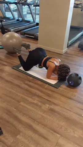 happy soul 💛 💓 💖 ✨️ abs on fire 🔥 #Fitness #fitsheshe🥰🥰 #fouryoupage #selfconfidence #SAMA28 #🍵tea_team🌿 #herbalifenutrition #nopainnogain 