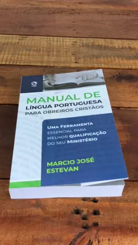 Uma ferramenta essencial para melhor qualificação do seu ministério - Livro Manual de Língua Portuguesa para Obreiros Cristãos! 💙 #manualdeportugues #obreiros #ministerio #livrariacomcristo 