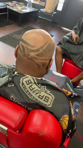 Bald head designs #dopebarber #dopebarbers #haircut #hairdesigns #hoodcuts #celebritybarber #ohio #keepitlit #fyp #luckymf #goat #akronohio #yourfavorite #hoodskiiz #wwetiktok #streetbarber #LifeIsGood #bossupyourgame 