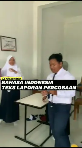 Pembelajaran terintegrasi adalah pendekatan pembelajaran yang menggabungkan berbagai bidang pengetahuan dan keterampilan dalam satu konteks pembelajaran. Tujuannya adalah untuk membantu siswa memahami hubungan antara berbagai konsep dan mengembangkan pemahaman yang lebih mendalam tentang topik yang dipelajari. Pada kesempatan kali ini bunda Kiki dan ananda SMP Islam Aqzia kelas 9 Alexandria sedang belajar Bahasa Indonesia yang terintegrasi dengan pembelajaran IPA