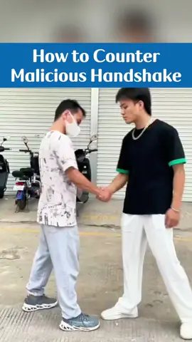 If someone shakes hands with you like this #selfdefense #kungfu #foryoupage #tiktok 