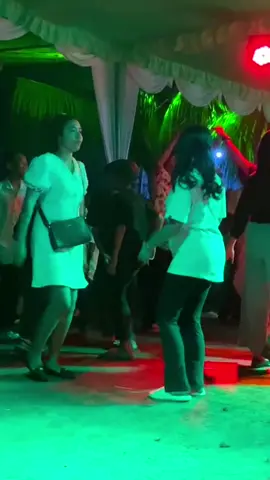 REGGAE ENAK_____💃 #maumere #ntt #maumere_manisee #flores #nttpride🏝🔥 #partymaumere #maumereparty #maumerepestaselalu #maumerepartyviral✔️ #maumerepartyalways #pestamaumere #pestatimur #partyrakattimur #sukaparty #partyhits #partyviral #fypparty #pestaselalu #partyselalu #partyallnight #partyalways #timurpartyalways #laguviral #lagureggae #jogetreggae #reggaeviral #goyangenak #jogetviral #fypjogetin #beggerngeri #maumereviral #maumere_flores_ntt #kakabajuputih #nonamaumere #anamaumere 