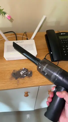 Mini Vacuum Cleaner na napaka lupet. #vacuum #vacuumcleaner #minivacuum #minivacuumcleaner #minivacuummurah #minivacuumportable #minivacuums 