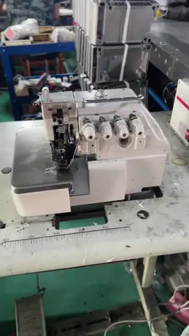 747 type four thread overlocker . Colorful and complete set for sale. #sewingmachine #overlocker #DIY#industrialsewingmachinetable #garmentmachine 