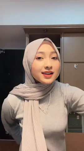Lirik nya gimana si? 😂 #zulaav 