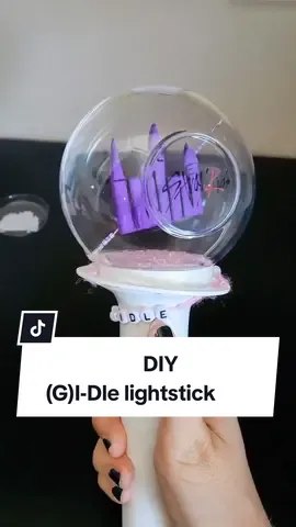 It's wonky and a bit crap but damn it's unique haha lmk what u think! #gidle #gidlelightstick #diylightstick #kpopdiy #concertoutfit #gidleconcert #gidleberlin #kpopconcert ##gidleconcertberlin #skzlightstick 