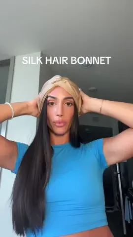 Replying to @Cmarie here’s how i wear my silk hair bonnet! #hairgrowthtips #hairlosstips #healthyhairtips #healthyhairjourney #hairlossjourney #hairgrowthjourney 