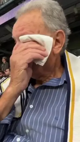 A sus 85 años conoció el Santiago Bernabéu 🥹⚽️
