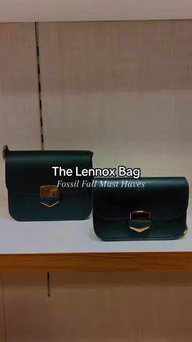 Say hello to our IT bag of the season! Large size comes in 3 colors, small size comes in 5 🤩 #wearitout #fallfashion #fallhandbags #handbagtiktok #fallmusthaves #fossilhandbag 