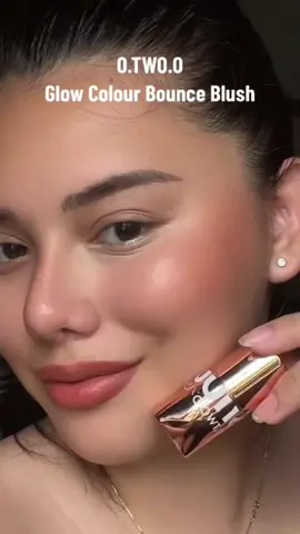 This is a creamy blush stick,smooth and easy to apply #otwoo #otwooph #otwoophbeauty #makeup #makeuptutorial #beautytips #basemakeup #blush #blushstick 