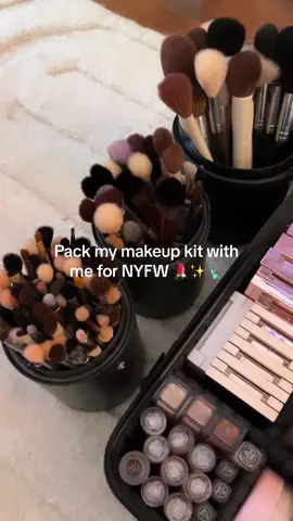 ✈️ ✈️ #nyfw #makeupartist #newyork #mua #travel #packwithme #MakeupRoutine #fyp 