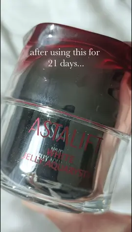 The Astalift White Jelly Aquarysta has been such a great pre-serum I don't think I could ever live without it. This was gifted to me but I've almost completely emptied it out in just a few months.  #skintok #astalift #jbeauty #brighteningserum 