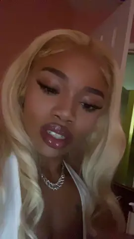 #fypシ#trending#pettygirl#beauty 