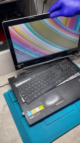 Cuando te resistes a dejar tu laptop y quieres repararla una vez más 💻😂 #estoycansadojefe #reparacionlaptops #reparacionlaptop 