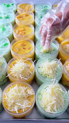 Kalian tim Buko Pandan apa Sago Mango nih ? 😍❤️ #halla_kitchen #hallakitchen #fyp #dessert #dessertboxhallakitchen #bukopandan #bukomangga #sagomango 