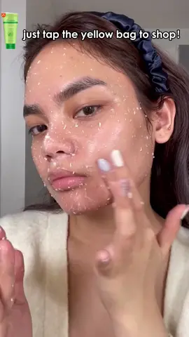 Exfoliating gel suitable for beginners, aloe vera gel extract, very safe. Go and rub your skin!!! #exfoliatinggel  #Pemutihanmuka  #CleanTok  #selkulitmati  #skincaretips  #aloevera
