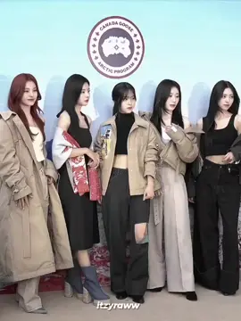Visuals?!?! #itzyraww #itzy 