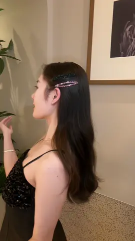 Kẹp tóc lấp lánh xinh đẹp cho nàng! #phụkiệntóc #huongdanbuoctoc #kieutocxinh #phukienxinh #keptoc #buoctoc #viral #trending #fyp #xuhuong #LearnOnTikTok