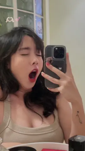 Ủa cái ốp dt 🤣🤣🤣