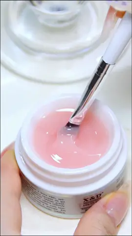 Conheça a nossa nova linha de gel X&D FAN&Co, com alta pigmentação e com uma textura impecável, você garante resultados deslumbrantes. #gel #nails #manicure #unhasemgel 