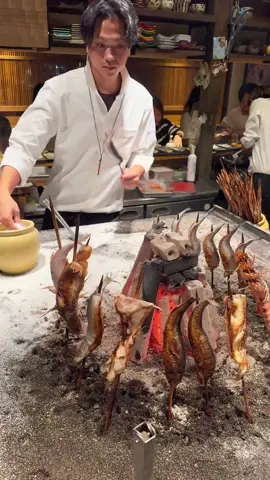 Vào hè bạn không thể bảo qua món cá nướng ayu thơm ngon này được 😍🇯🇵 #ayu #japantravel ##cuocsongnhatban #dulichnhatban #summer2023 