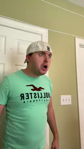 Do you guys want more of these kinds of videos? #tal_on #funny #fyp #goofy #mickeymouse #spongebob #donaldduck #mrkrabs #squidward #comedian 