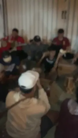 Wayahe wong mumet Tampil 🤣👐 #fyp #ndxaka #nemen #gilgasahid #gildcoustic #kudus #cidro #ambyar #sosohoha #VoiceEffects 