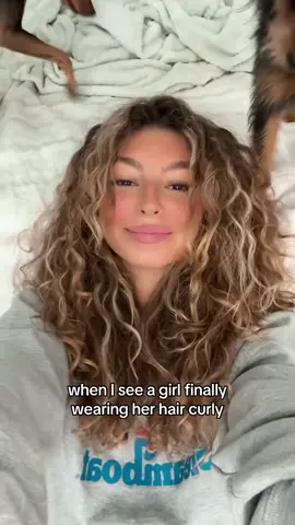 curly producys linked in bio