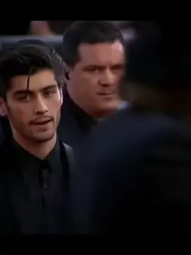 Quả nhan sắc này không thể nào không chọn được :)))  #selenagomez #zaynmalik 
