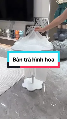 Bàn trà, bàn trang trí trong nhà hình hoa sang xịn. Dùng như bàn sofa, bàn uống trà, cafe hoặc decor đầu giường, trong phòng. Chất liệu gỗ, thân kim loại sơn tĩnh điện chống rỉ #bantra #bantrangtri #bandecor #giadung #nobimart #dcgr 