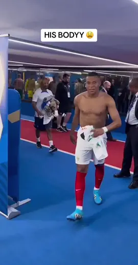 My man✨❤️ #kylianmbappé #mbappe🇫🇷 #football #edf #pourtoi #foryou #fyp 