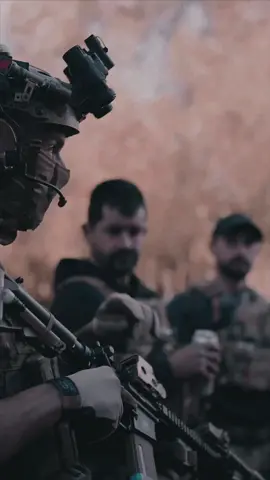 TRAINING. #specialforces #military #motivation #viral #training 