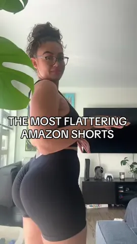 my 🍑 has never looked so good 🤩 link in bio 👀 #amazonfinds #amazonmusthaves #snatched 