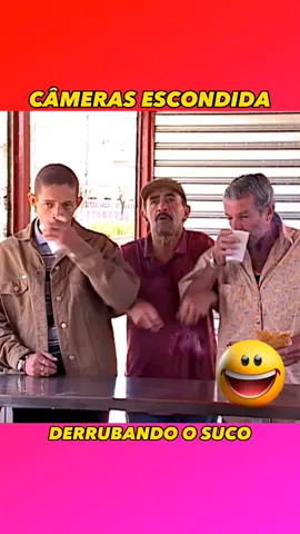 Derrubando o Suco #fyp #pegadinha #viral #programasilviosantos #tv #foryou #engraçado #sbt #rindo #pegadinhasengraçadas 