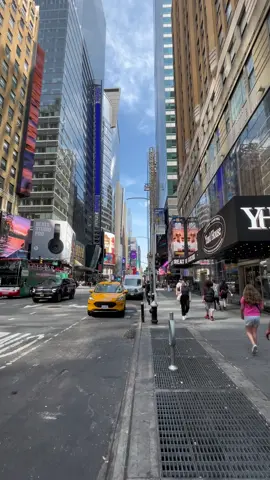 🇺🇸 NYC morning in manhattan ..#newyorkcity #usa #america #subway #timesquare #manhattan #newyork_instagram #newyorknewyork #topnewyorkphoto 