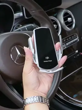 Cargador inalámbrico para coche. . #CargaSinCables #CargadorInalámbricoCoche #SoporteMagnético #MontajeEnCoche #TecnologíaMóvil #iPhoneSamsungXiaomi #CargaInteligente #ConducciónSegura #AccesoriosParaMóviles #InnovaciónAutomotriz