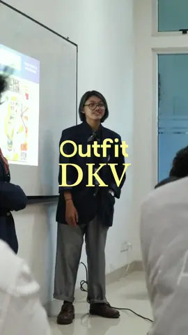 seberapa keren si outfit mu?👀 #desainunesa #dkvlife #dkvunesa #dkv #outfitdkv #outfitideas 